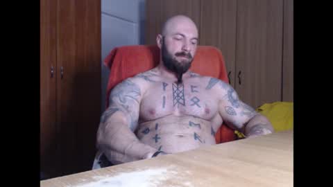 Snapshot of strongivan chatting on 09-28-25, 04:51 StrongIvan online show from 09-28-25, 04:51