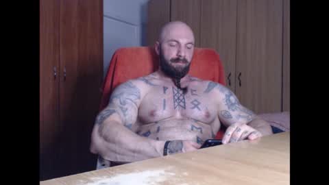 Snapshot of strongivan chatting on 09-29-25, 05:51 StrongIvan online show from 09-29-25, 05:51