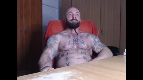 Snapshot of strongivan chatting on 10-06-25, 06:16 StrongIvan online show from 10-06-25, 06:16