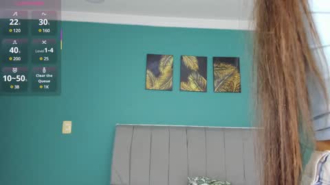 Snapshot of stroong_couple_ chatting on 01-29-25, 01:48 Strong Couple online show from 01-29-25, 01:48