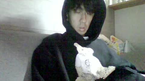 Asian boy online show from 05-22-26, 07:41