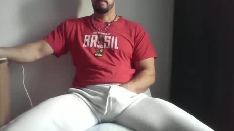 Snapshot of studdotcom chatting on 01-08-25, 10:59 Ero online show from 01-08-25, 10:59