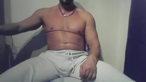 Snapshot of studdotcom chatting on 01-09-25, 06:26 Ero online show from 01-09-25, 06:26