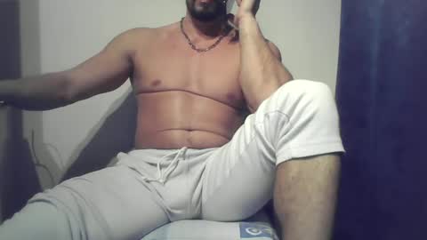 Snapshot of studdotcom chatting on 01-10-25, 05:56 Ero online show from 01-10-25, 05:56
