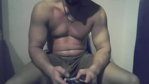 Snapshot of studdotcom chatting on 01-19-25, 04:46 Ero online show from 01-19-25, 04:46