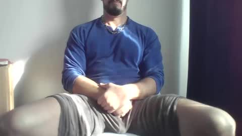 Snapshot of studdotcom chatting on 01-29-25, 08:29 Ero online show from 01-29-25, 08:29