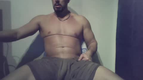 Snapshot of studdotcom chatting on 01-31-25, 05:53 Ero online show from 01-31-25, 05:53