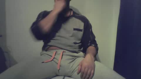 Snapshot of studdotcom chatting on 02-11-25, 04:46 Ero online show from 02-11-25, 04:46