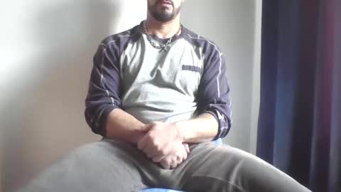 Snapshot of studdotcom chatting on 02-23-25, 09:11 Ero online show from 02-23-25, 09:11