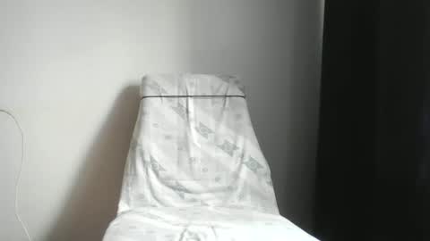 Snapshot of studdotcom chatting on 03-11-25, 09:45 Ero online show from 03-11-25, 09:45