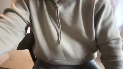 Snapshot of studentcuttwink chatting on 02-15-26, 12:36 British twink online show from 02-15-26, 12:36