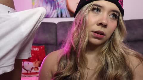 Snapshot of students_porn chatting on 12-30-24, 08:15 students_porn online show from 12-30-24, 08:15