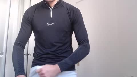 Stud From Paris online show from 01-06-26, 11:47