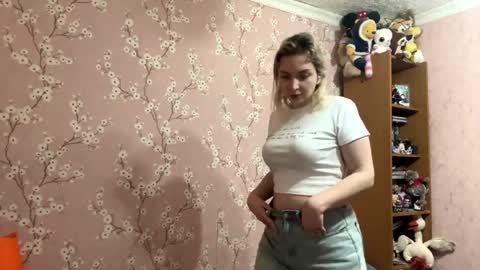 Anna online show from 05-14-26, 07:48