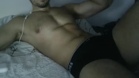 Snapshot of stv8000 chatting on 12-13-25, 08:58 STV8000 online show from 12-13-25, 08:58