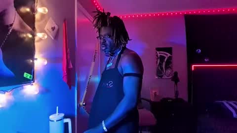 Hot Chocolate online show from 11-22-25, 12:04