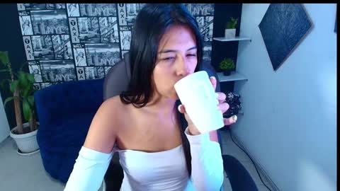 sub_scarlett_ online show from 12-01-25, 12:43