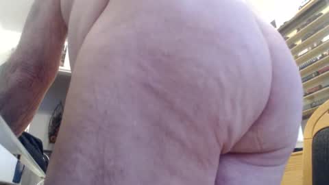 Snapshot of subibuns chatting on 01-15-26, 09:03 Marcel online show from 01-15-26, 09:03