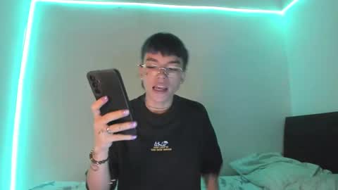 Snapshot of submissive_boyy_ chatting on 12-27-24, 04:10 nico online show from 12-27-24, 04:10