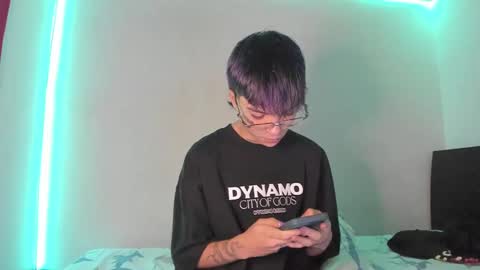 Snapshot of submissive_boyy_ chatting on 01-25-25, 02:03 nico online show from 01-25-25, 02:03