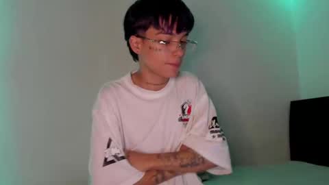 Snapshot of submissive_boyy_ chatting on 02-26-25, 03:41 nico online show from 02-26-25, 03:41