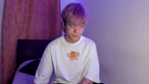 nico online show from 04-02-26, 07:44