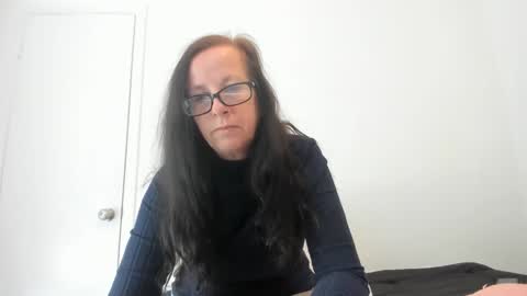 Snapshot of submissivepeachgoddess chatting on 05-02-26, 01:16 Submissie Peach Goddess online show from 05-02-26, 01:16
