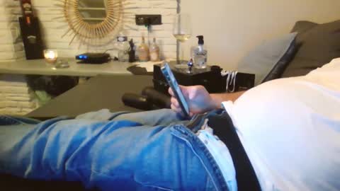 Snapshot of submissivguy chatting on 10-06-25, 06:16 submissivguy online show from 10-06-25, 06:16