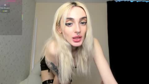 Chloe online show from 05-17-26, 03:08