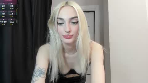 Snapshot of succubantra chatting on 07-04-26, 02:23 Chloe online show from 07-04-26, 02:23