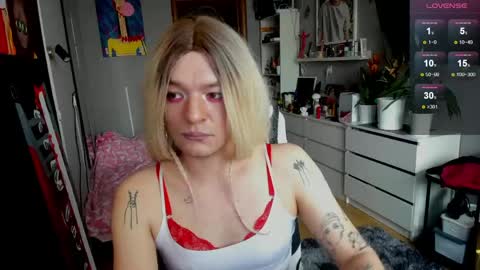 Snapshot of succubu_ss chatting on 05-07-26, 06:30 succubu_ss online show from 05-07-26, 06:30