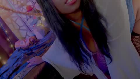 Snapshot of succubus_rosemilk chatting on 01-16-25, 11:06 Succubus RoseMilk online show from 01-16-25, 11:06