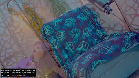 Snapshot of succubus_rosemilk chatting on 01-30-25, 09:36 Succubus RoseMilk online show from 01-30-25, 09:36