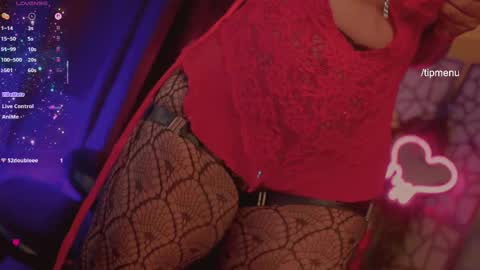 Snapshot of succubus_rosemilk chatting on 10-09-25, 02:09 Succubus RoseMilk online show from 10-09-25, 02:09