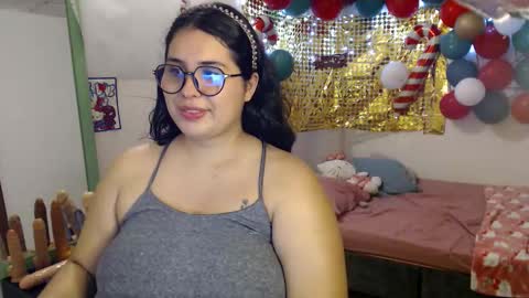 Sofi Kitty online show from 12-19-25, 01:56