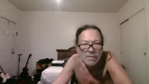 Snapshot of suckfucksuck69 chatting on 10-27-25, 04:38 suckfucksuck69 online show from 10-27-25, 04:38