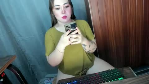 Millany online show from 05-25-26, 03:45