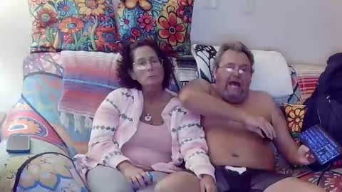 Snapshot of suenixon chatting on 01-10-26, 12:23 suenixon online show from 01-10-26, 12:23