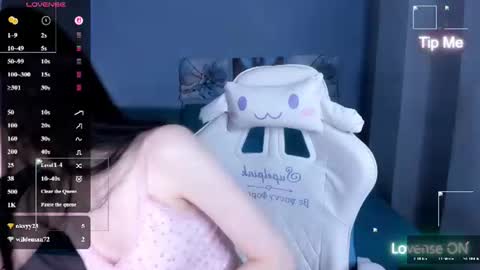 Snapshot of sugar_bunny_girl chatting on 06-17-26, 05:10 Ariana online show from 06-17-26, 05:10