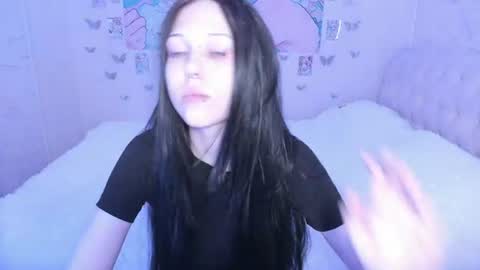 Snapshot of sugar_bunny_girl chatting on 07-30-26, 02:38 Ariana online show from 07-30-26, 02:38