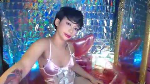 Snapshot of sugar_hally chatting on 09-16-25, 05:14 your ultimate goddess online show from 09-16-25, 05:14