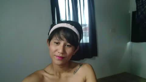 sugarantidote13 online show from 11-21-25, 03:49