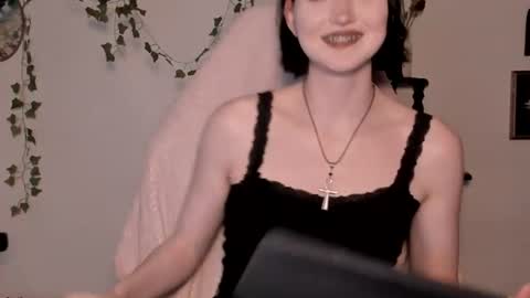 Snapshot of sugarmiette chatting on 08-04-26, 04:26 Ella online show from 08-04-26, 04:26