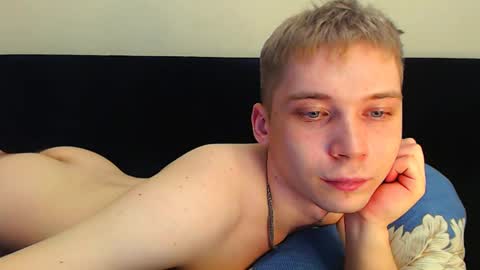 Snapshot of sugarrebit chatting on 02-10-25, 11:02 Sugarbutter online show from 02-10-25, 11:02