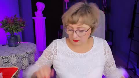 Snapshot of sugarvi chatting on 01-09-25, 01:02 Vivien online show from 01-09-25, 01:02