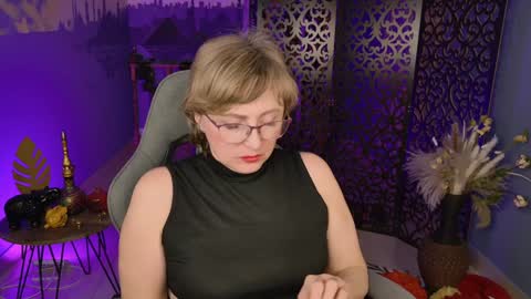 Snapshot of sugarvi chatting on 01-12-25, 07:31 Vivien online show from 01-12-25, 07:31