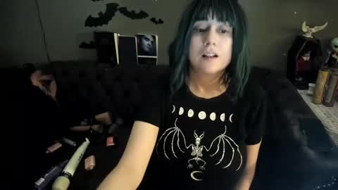 Snapshot of sugary_sweet chatting on 10-16-25, 04:24 Sugary online show from 10-16-25, 04:24