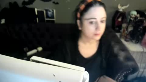 Snapshot of sugary_sweet chatting on 10-22-25, 10:37 Sugary online show from 10-22-25, 10:37