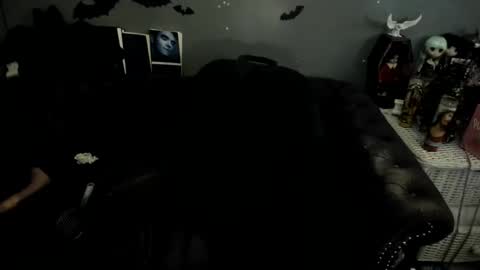 Snapshot of sugary_sweet chatting on 10-25-25, 10:37 Sugary online show from 10-25-25, 10:37