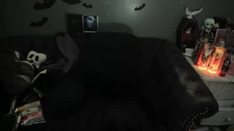 Snapshot of sugary_sweet chatting on 11-10-25, 02:27 Sugary online show from 11-10-25, 02:27